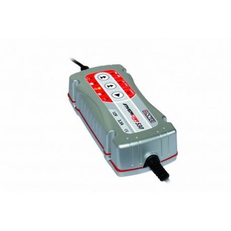 Cargador de baterías 12 Voltios digital Solter Invercar 530