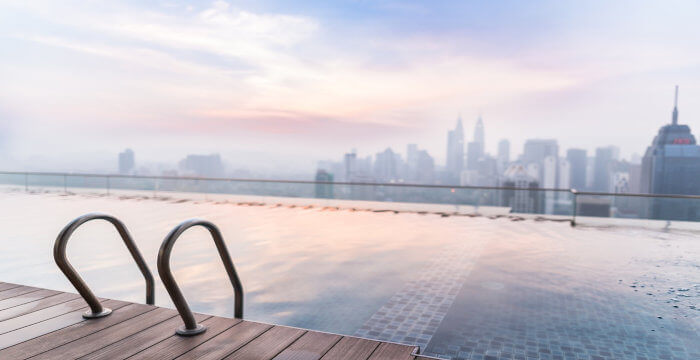 accesorios básicos para la piscina ideal