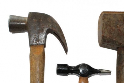 Los diferentes usos de un martillo y de un mazo