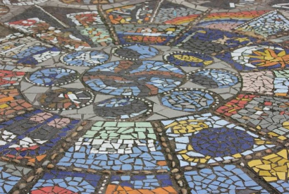 Cómo decorar el suelo con cantos de río.